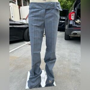 Tartan plaid pants | Chic Valentine’s Date Night